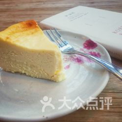 一杯丹咖啡，一份日式健康餐 傳統(tǒng)與時(shí)令的清悅滋味